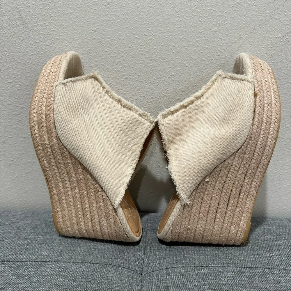 Oasis Society Tan Espadrille Wedge Sandals